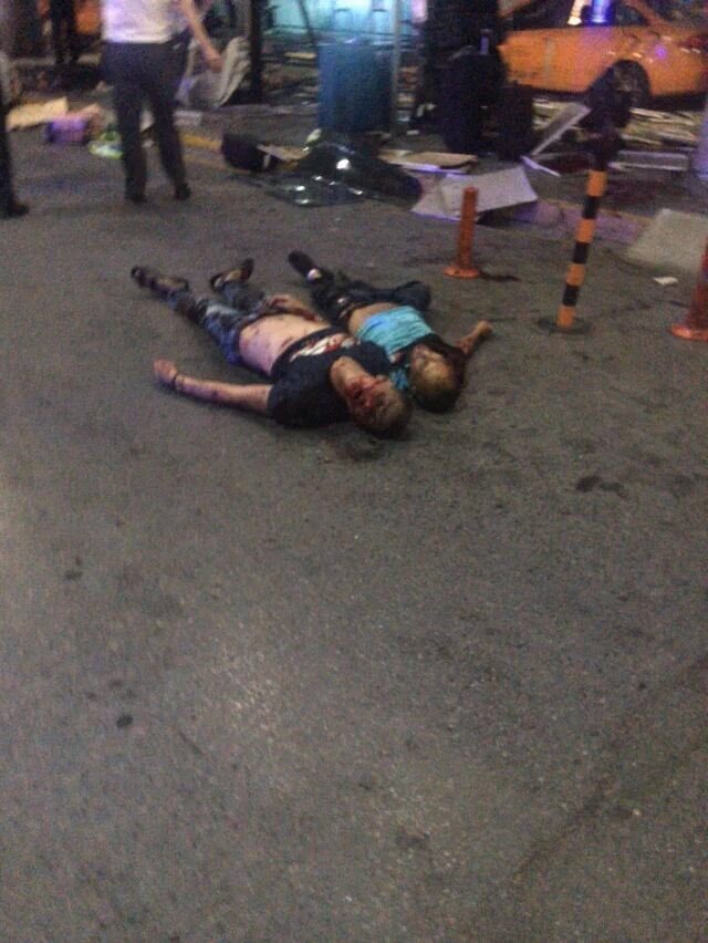 Atentado Terrorista en  aeropuerto Ataturk de Estambul (Turquía)